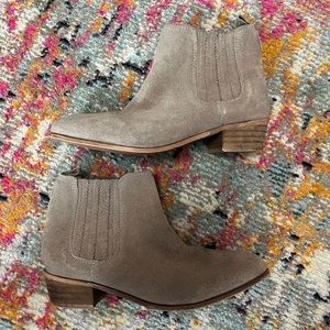 Steve Madden booties